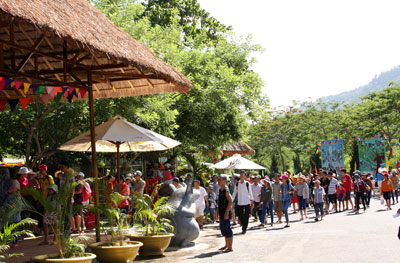 Khánh Hòa đón gần 58.000 khách quốc tế trong tháng 7