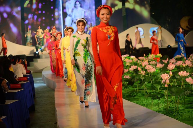 Thành phố Hồ Chí Minh khai mạc Lễ hội áo dài lần 4 năm 2017 