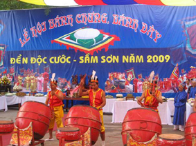 Khai mạc lễ hội bánh chưng – bánh dày Sầm Sơn 2009