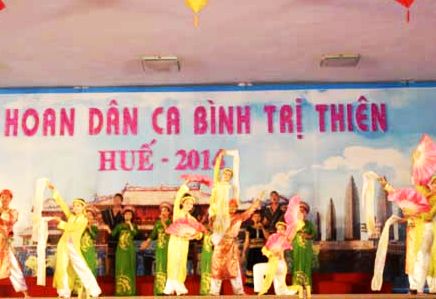 Liên hoan dân ca Bình- Trị- Thiên năm 2014