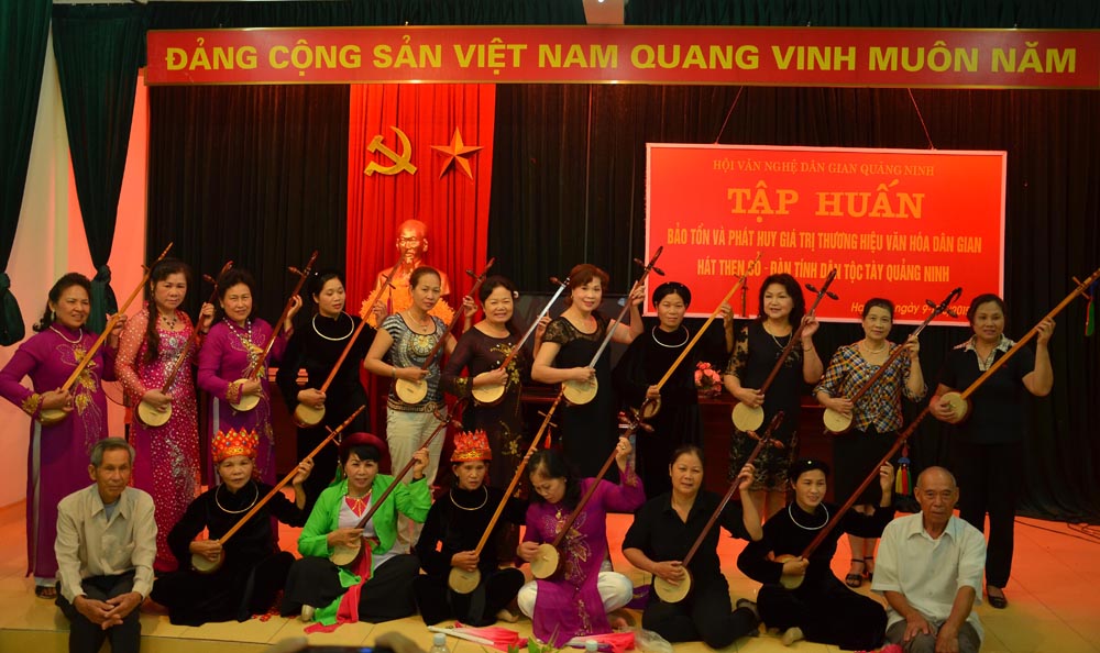 Quảng Ninh: Khai mạc lớp tập huấn hát then đàn tính dân tộc Tày 