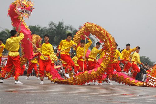 Tưng bừng lễ hội múa Rồng Hà Nội năm 2012