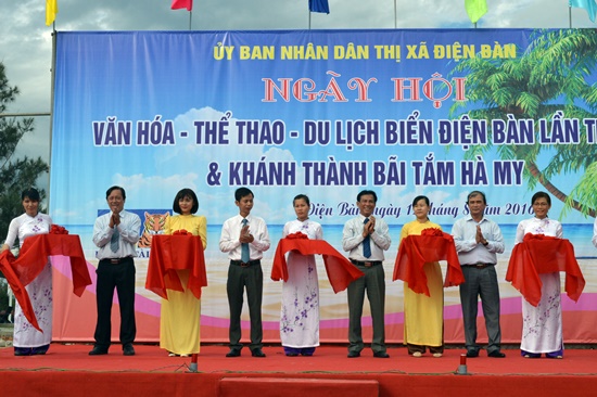 Sôi nổi Ngày hội biển Điện Bàn, Quảng Nam