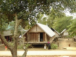 Gìn giữ ngôi nhà sàn độc đáo nhất tại Đơn Dương, Lâm Đồng