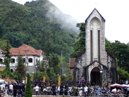 Từ đầu năm đến nay Lào Cai thu hút đông khách du lịch