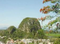 Tháng 7/2010, lượng khách du lịch đến Đà Nẵng gần 196.384 lượt
