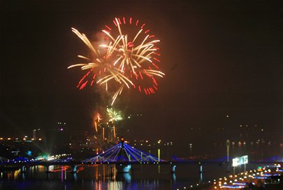 Từ 2017, Đà Nẵng tổ chức Festival pháo hoa quốc tế hằng năm
