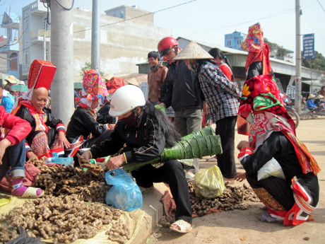 Nhộn nhịp phiên chợ Bình Liêu (Quảng Ninh)