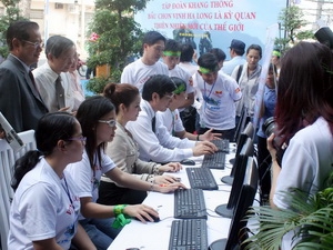 Có hơn 6,4 triệu tin nhắn bầu cho Vịnh Hạ Long