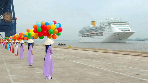 Saigontourist đón 4.500 du khách đến Việt Nam trong tháng 10