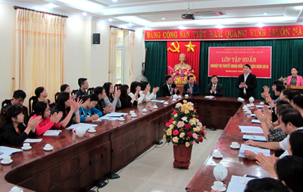Ninh Bình: Tập huấn nghiệp vụ thuyết minh viên về du lịch năm 2016