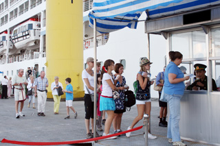Đà Nẵng đón gần 4.000 du khách tàu biển từ đầu năm 2011