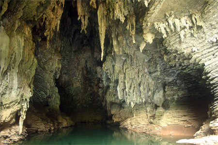 Tiềm năng du lịch hang động Quảng Bình