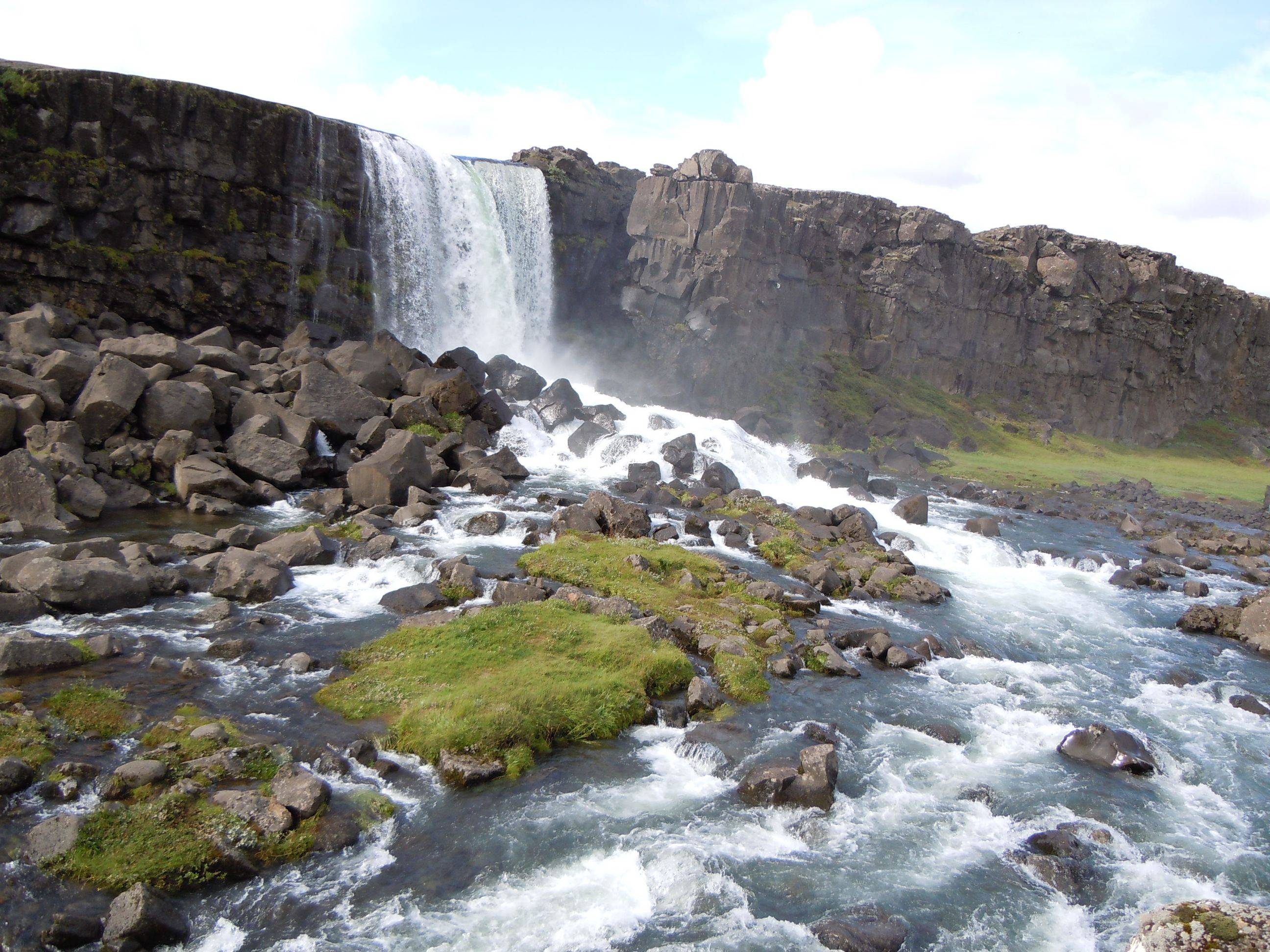 Duyên dáng thác Vàng Gullfoss - Iceland