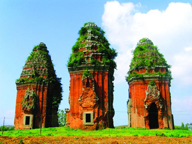 Tháp Chămpa ở Bình Định