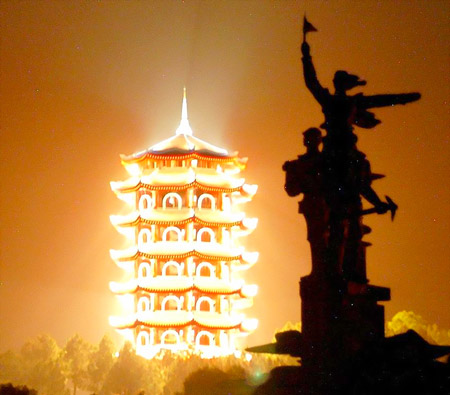 Hà Tĩnh: Hoàn thành tháp chuông Ngã ba Đồng Lộc