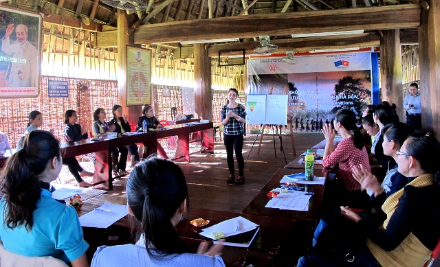 Tập huấn kinh doanh lưu trú du lịch tại nhà dân ở Sơn La và Kon Tum