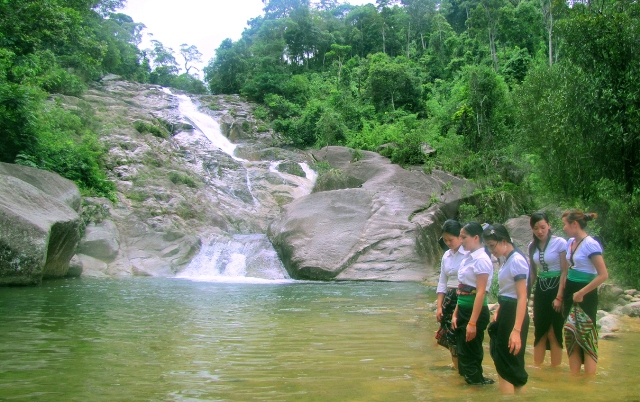 Thác Ma Hao - Điểm đến hấp dẫn của loại hình du lịch cộng đồng