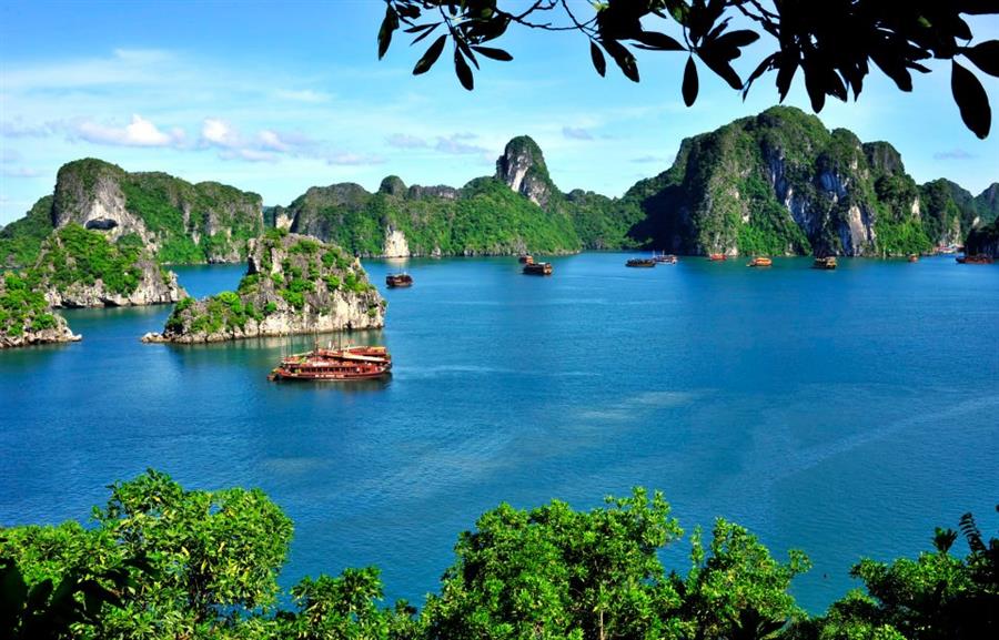 Quảng Ninh phát triển du lịch theo hướng bền vững