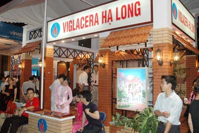 Triển khai tổ chức Hội chợ Thương mại - Du lịch quốc tế Quảng Ninh 2010