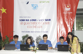 TP. Hồ Chí Minh tích cực vận động bầu chọn cho Vịnh Hạ Long