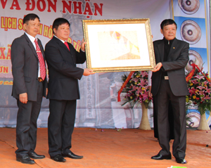 Lương Sơn (Hòa Bình): Đón bằng công nhận danh hiệu di tích lịch sử văn hoá Đình Cời 