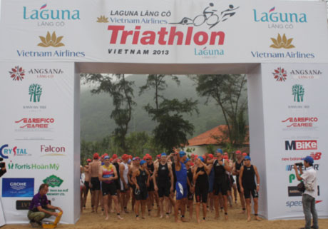 Thi điền kinh quốc tế tại khu du lịch Laguna Lăng Cô