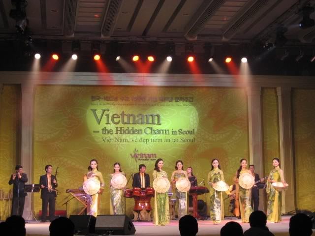 Lễ hội Du lịch – Văn hóa Việt Nam 2012 tại Hàn Quốc và Liên bang Nga