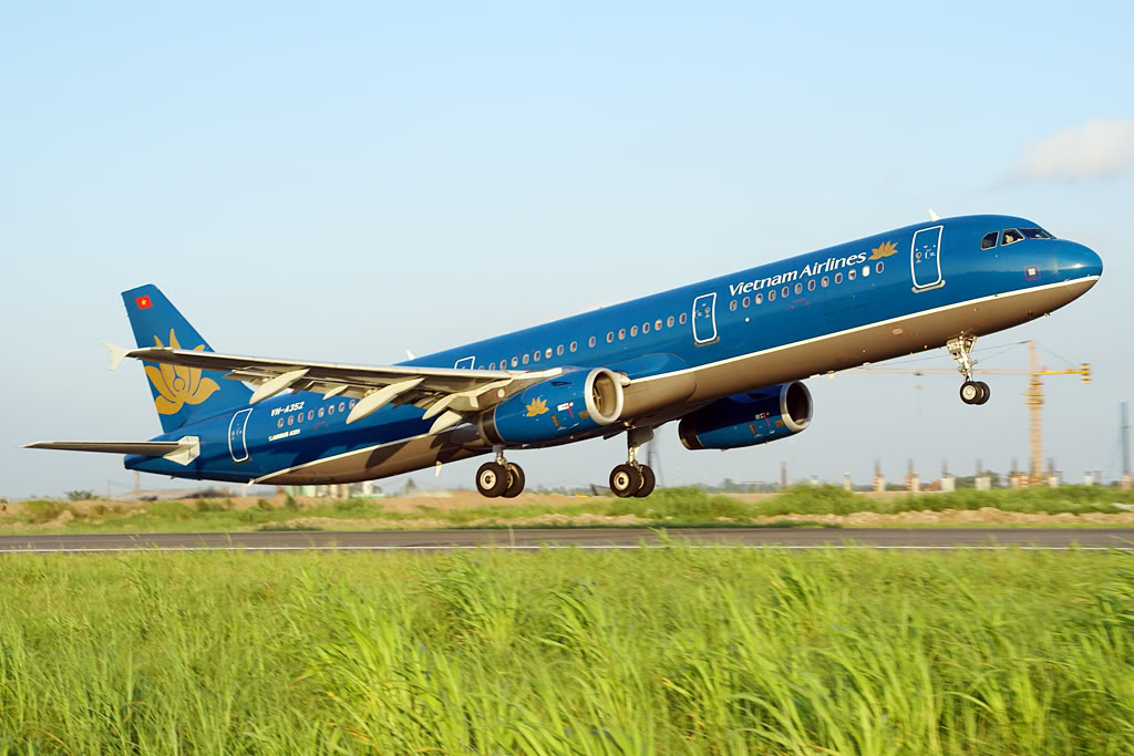 Vietnam Airlines tiếp tục triển khai chương trình “Khoảnh khắc vàng” 