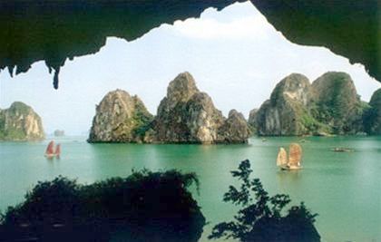 Quảng Ninh: Triển khai nhiều hoạt động bình chọn cho Vịnh Hạ Long trở thành kỳ quan thiên nhiên thế giới
