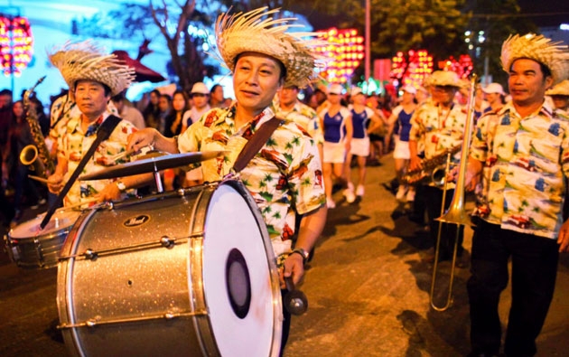 Đà Nẵng: Sôi động vũ hội kèn hơi đường phố