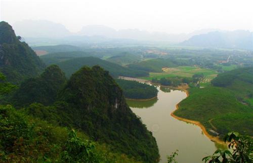 Lạc Thủy (Hòa Bình) - Một địa chỉ văn hóa du lịch đầy tiềm năng