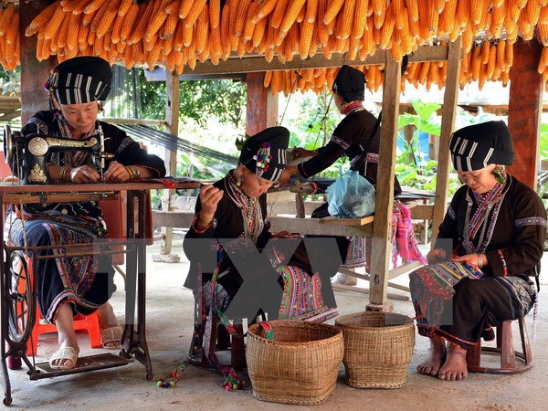 Xây dựng Lào Cai thành trung tâm du lịch miền núi lớn nhất Việt Nam